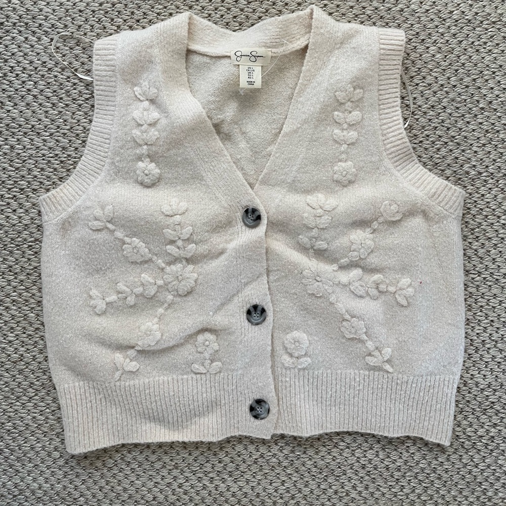 Jessica Simpson knit sweater vest. Perfect for layering! Size L.